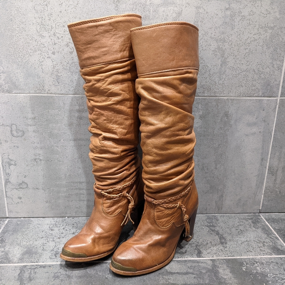 Vintage Zodiac Western Style Heeled Slouchy Boots